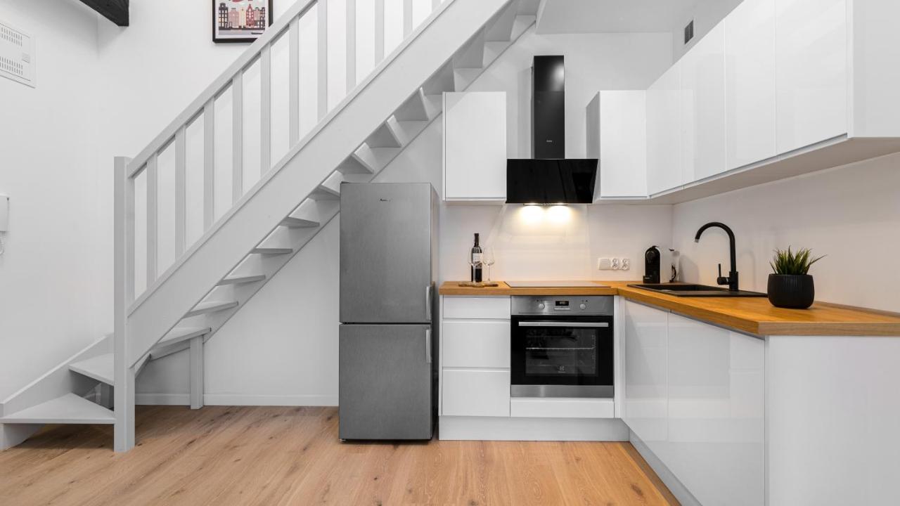 Apartment Hvile 30- Z Antresola, With An Entresol Torun